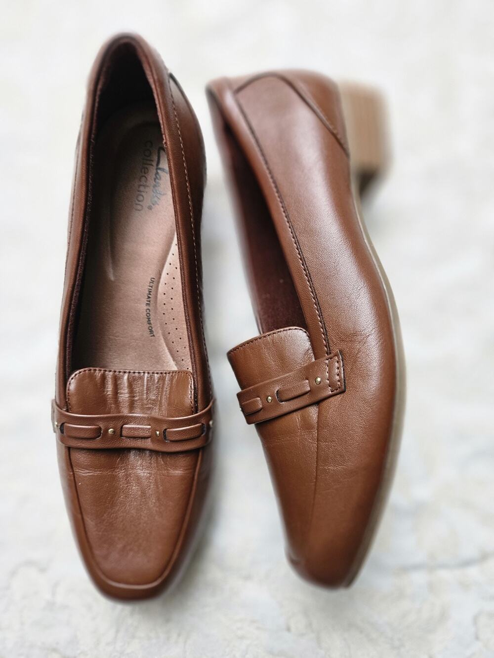 Clarks Collection Juliet Shine Women's Tan Leather Slip-On Loafers Size 10 Shoes